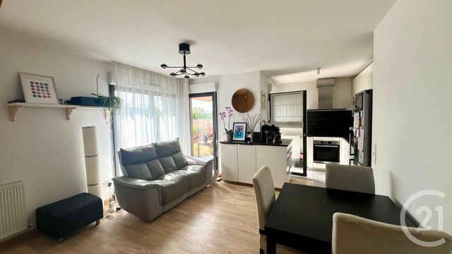 Appartement Duplex à vendre - 4 pièces - 79.4 m2 - PONTOISE - 95 - ILE-DE-FRANCE - Century 21 Osmose