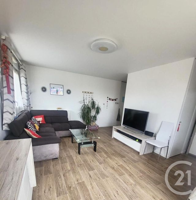 Appartement à vendre - 4 pièces - 91.81 m2 - CERGY - 95 - ILE-DE-FRANCE - Century 21 Osmose